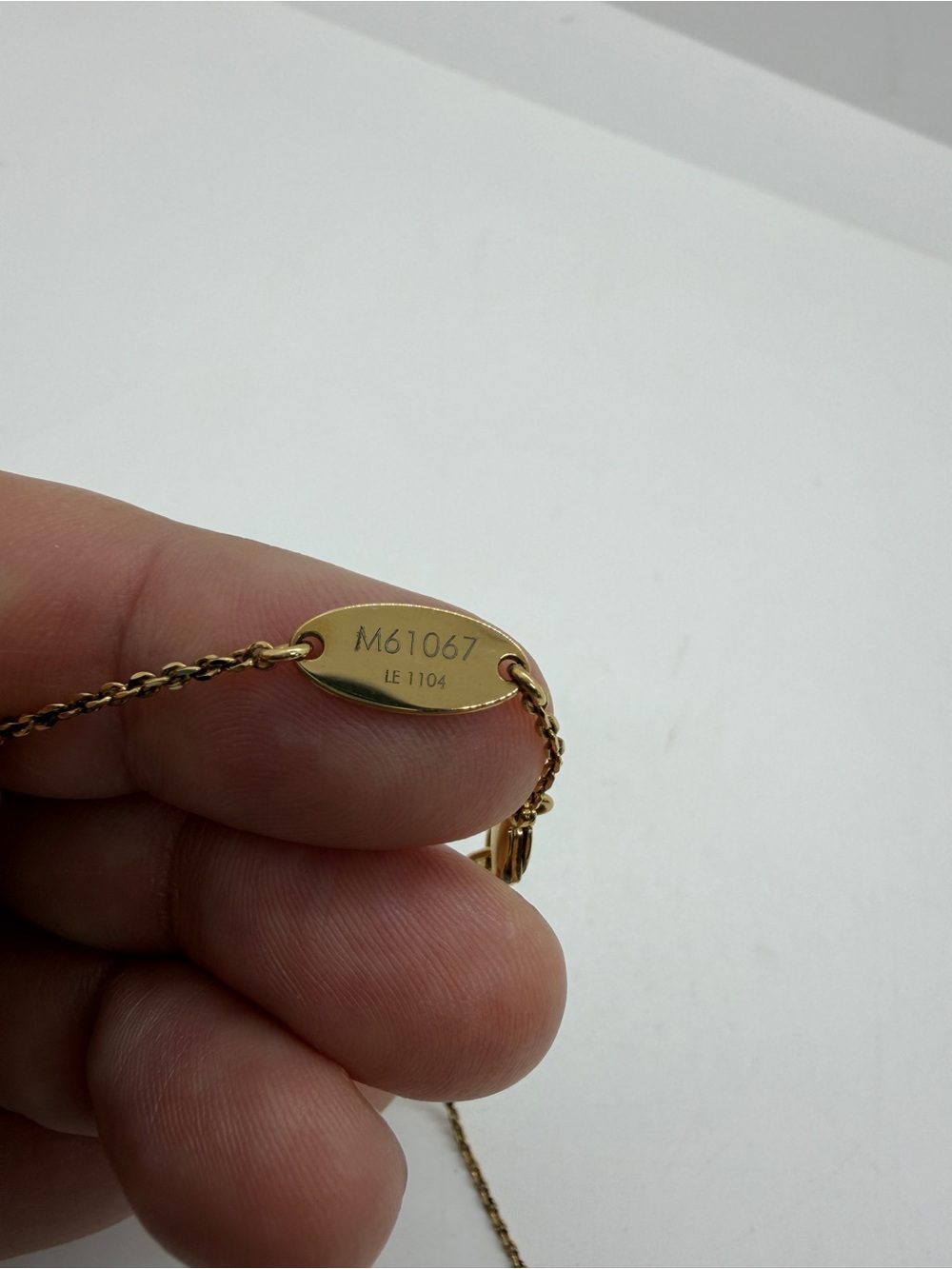 Authentic Louis Vuitton LV me “L” Necklace - Picture 6 of 12